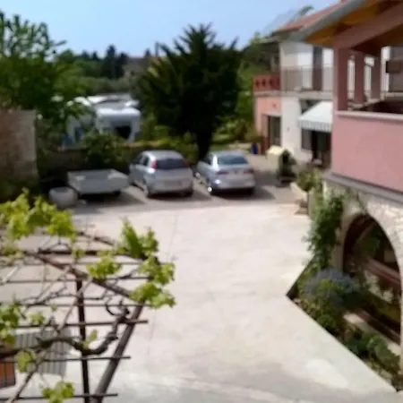 Apartman Rustic Jolly Premantura