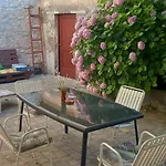 Rustic Jolly